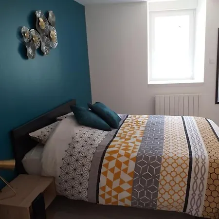 Holiday home Maison Le C